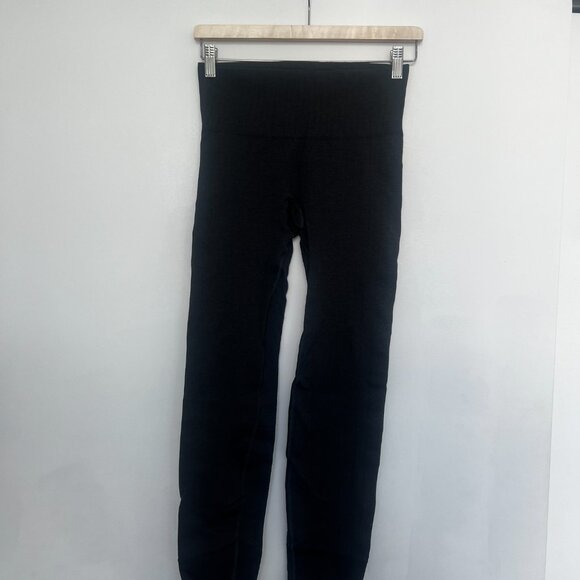 Lululemon Ankle Length Pants - Dark Charcoal Grey, Size 6 - Picture 3 of 7
